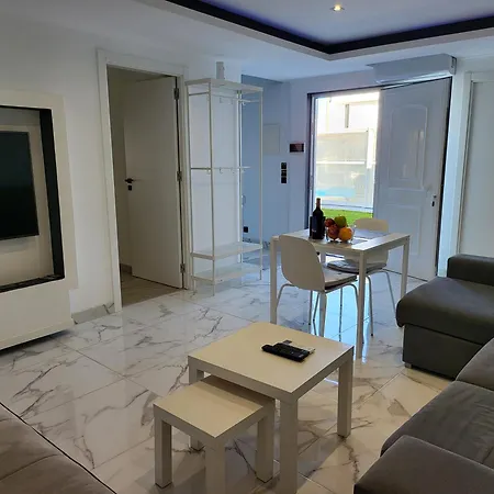 Aroeira Tropical Charneca (Setubal)