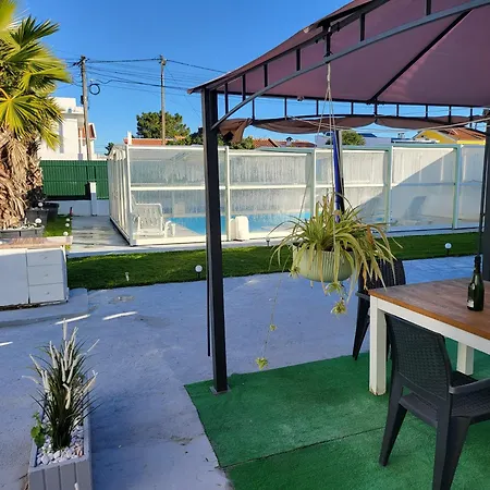 Villa Aroeira Tropical Charneca (Setubal)