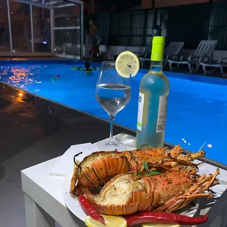 Villa Aroeira Tropical